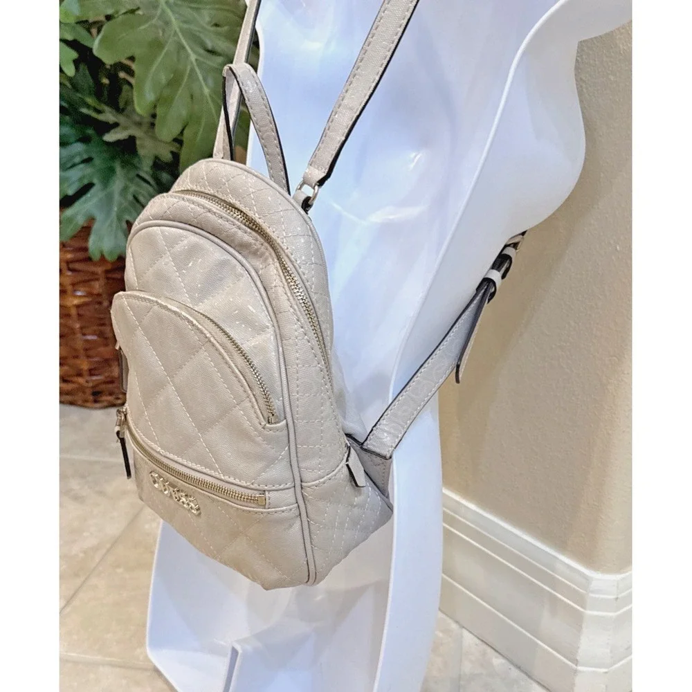 VTG GUESS Light Gray Wiloma Shine Logo Quilted Backpack Purse School Y2K**See